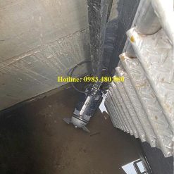 Máy khuấy chìm Tsurumi