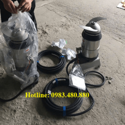 Máy khuấy chìm Tsurumi